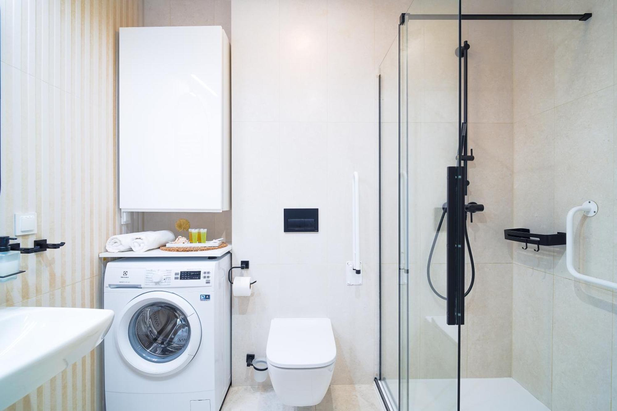 Lulu Apartments - Pod Masztami - Apartament Dwupokojowy - Basen Silownia Parking Kolobrzeg Luaran gambar